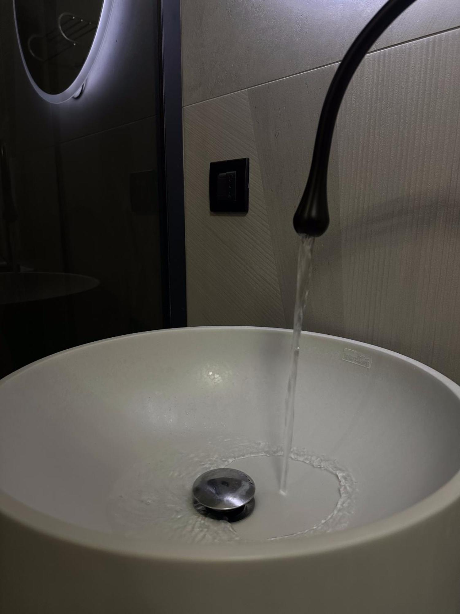 Alojamento de Acomodação e Pequeno-almoço Vesu Nápoles
